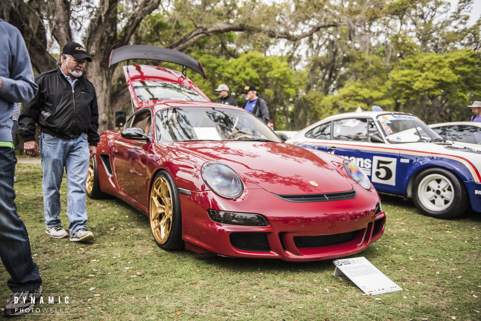 Porsche Cayman GTR