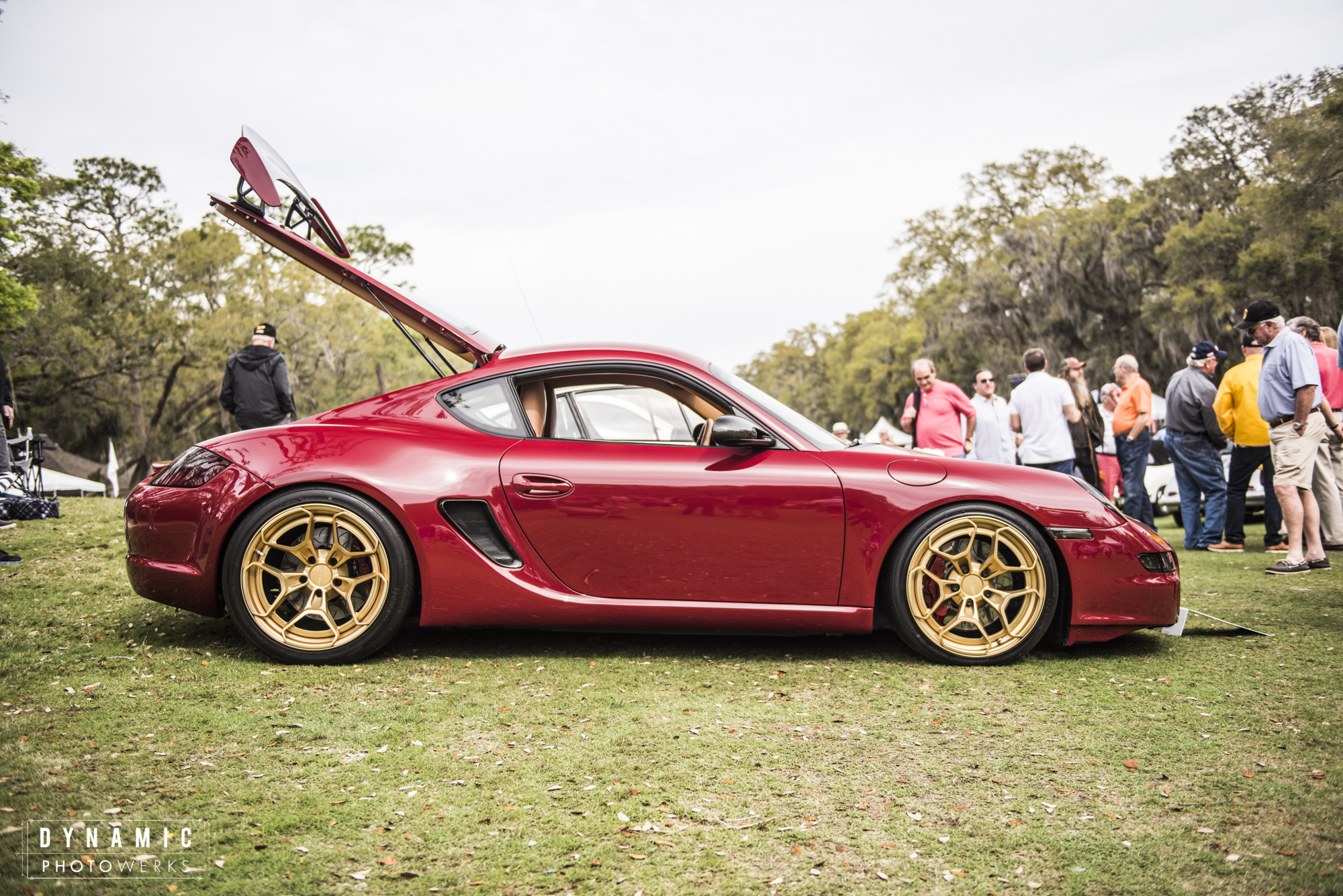 Porsche Cayman GTR